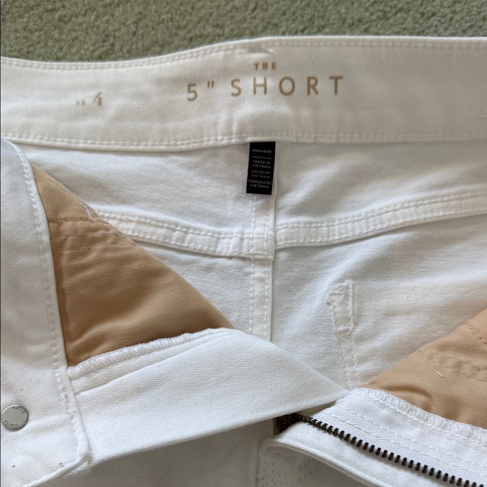 WHBM Women's White Denim Shorts High-Rise size 4 - Picture 2 of 8